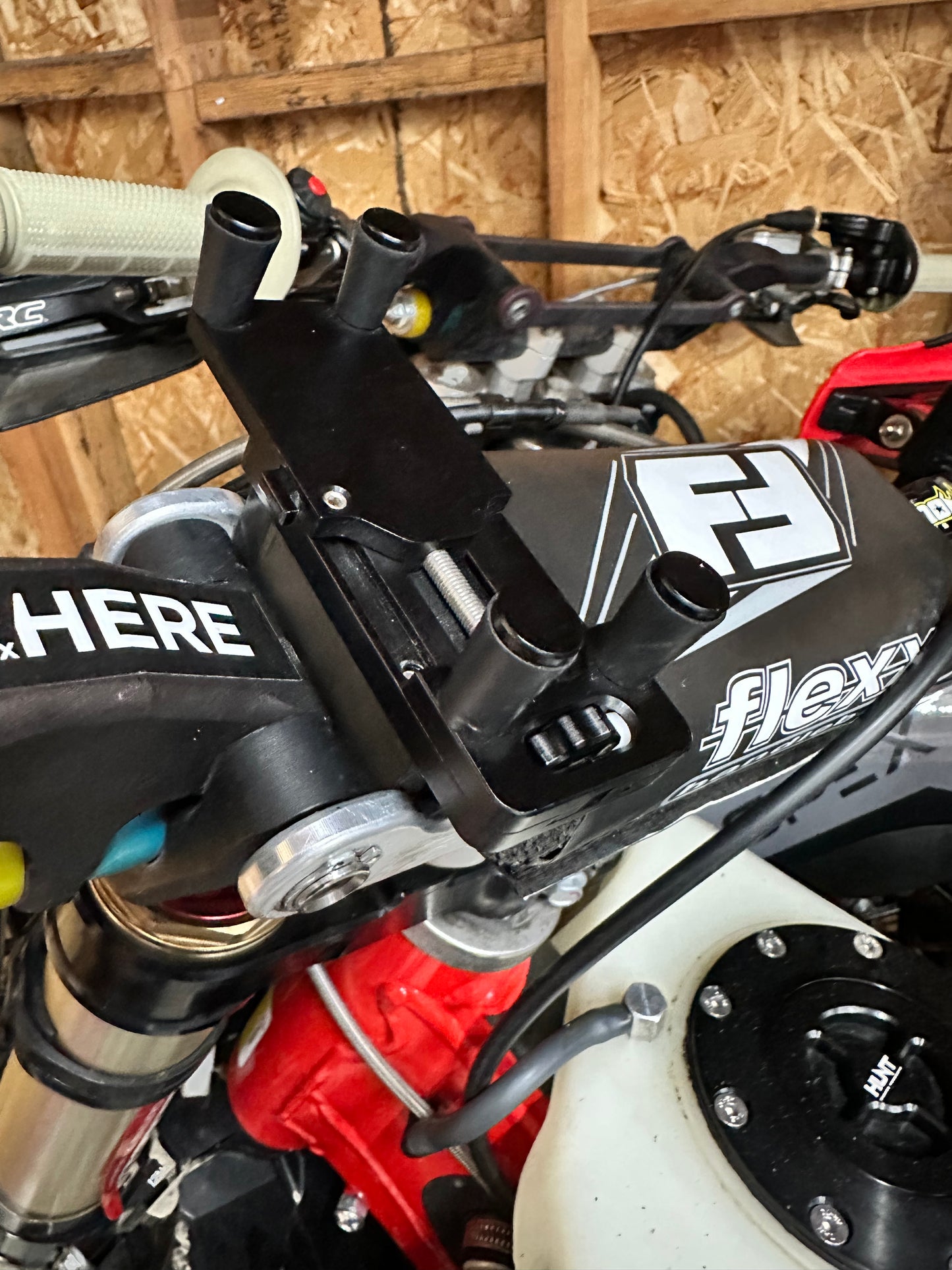 AMPS Fasst Co. Flexx Bar Mount